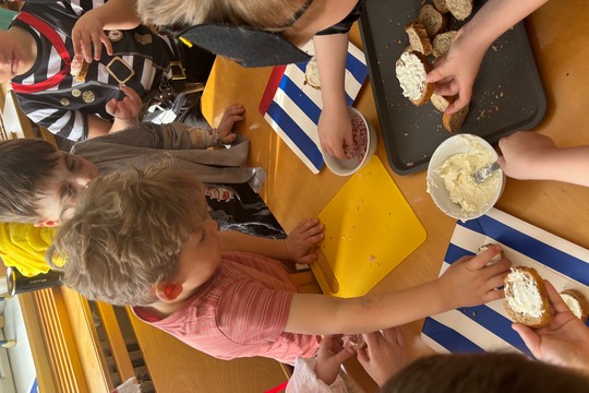 Karnevalové mlsání - Sluníčka 1