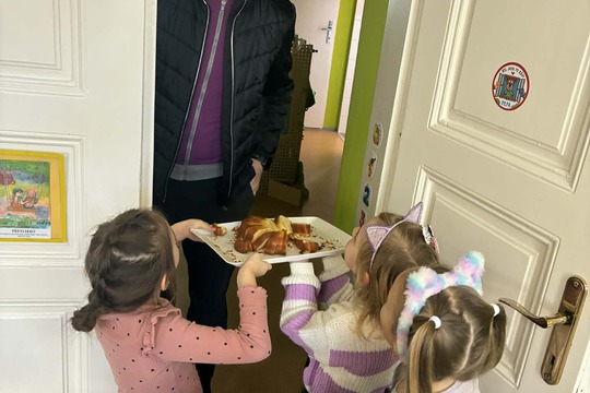 Pečeme pro babičku z pohádky 1