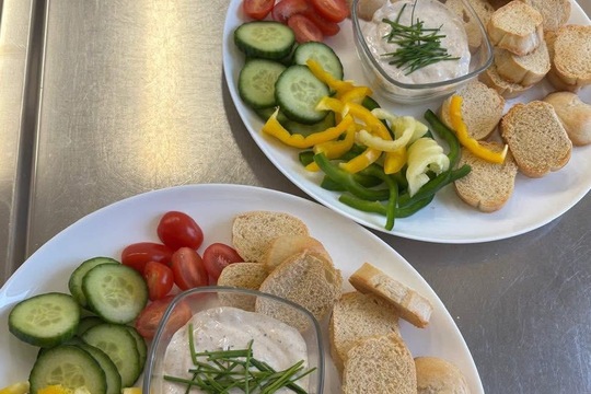 Spoustu zeleniny i ovoce 1