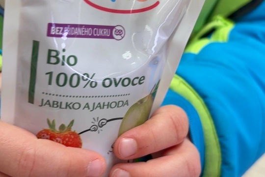 Děti si svačinu kupují 1