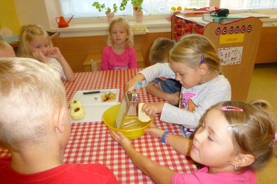 Zdravé ovesné sušenky pečené v zahradní peci 1