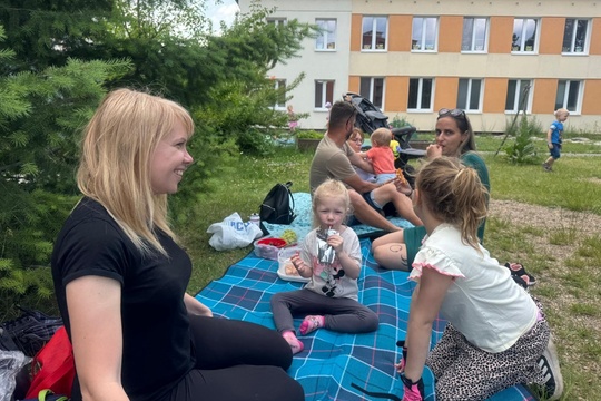 Piknik na školní zahradě a "Na silnici bezpečně" 1