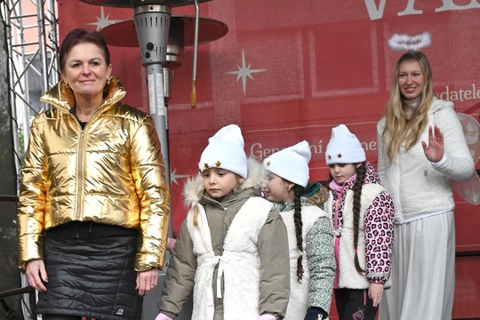 Vánoční vystoupení na Ústecké Vánoce 1