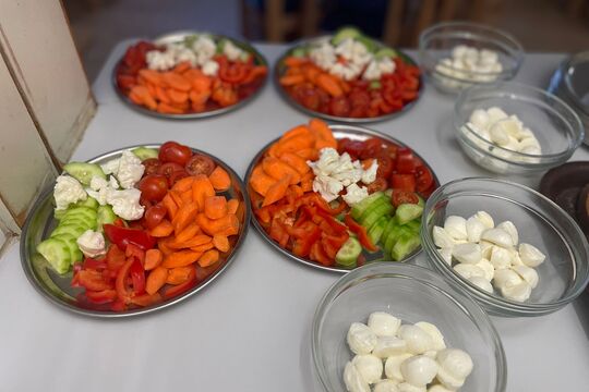 Když se děti baví jídlem 1