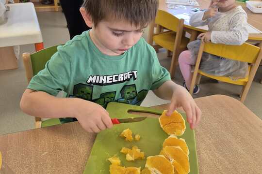 Připravujeme si bylinkový čaj  1