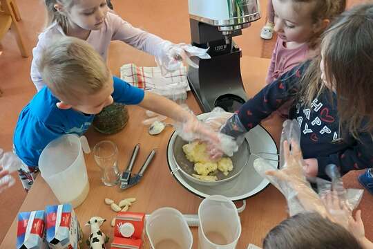 Cesta másla Cesta másla 1