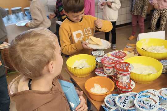 Výrobky mléčné... 1