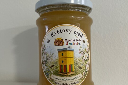 Včelky u medvídků II 1