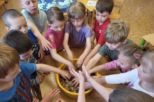 Recyklace papíru - Sluníčka 1