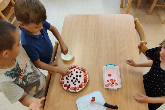 Chefs in Training - Berry Mousse Tort 1