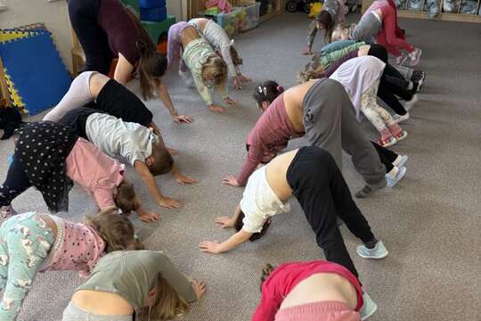 Cvičíme, pohyb je prostě naší součástí 1