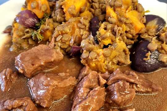 Obědy ve školní jídelně  1