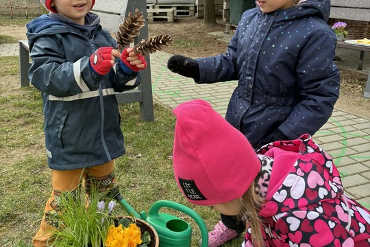 Jaro si tvoříme sami Jaro si tvoříme sami 1