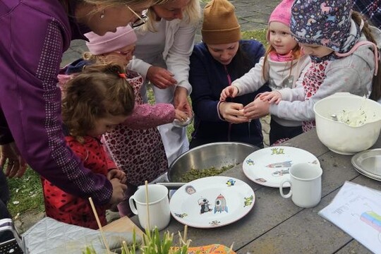 Cesta za tajemstvím babiččiny kuchyně: JARO a SÍLA probouzející se přírody 1