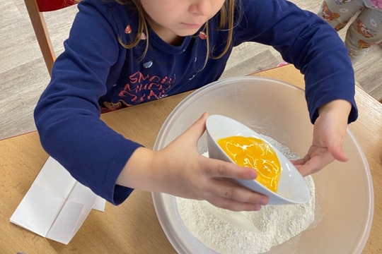 Motýlci z MŠ Kollárova - Svatomartinské rohlíčky Motýlci z MŠ Kollárova - Svatomartinské rohlíčky 1