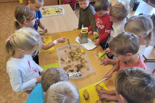 Vaříme brambory - Sluníčka 1