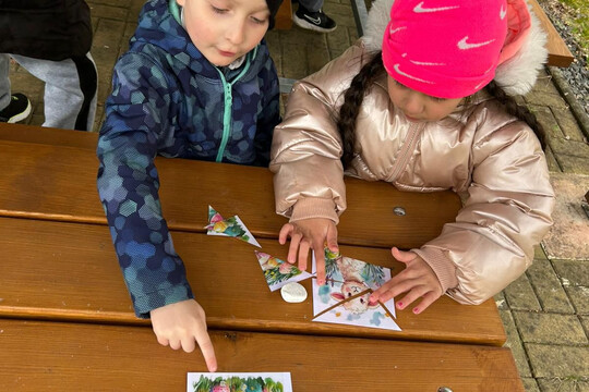 MŠ Sluníčko Krupka - Zajíček Hopík a velikonoční stezka MŠ Sluníčko Krupka - Zajíček Hopík a velikonoční stezka 1