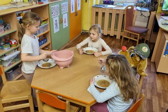 Ježečci z MŠ Soběchleby - Děti ze třídy Ježečků bojují proti plýtvání jídlem 1