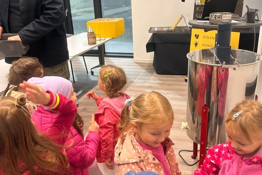 Kde se bere med? Kde se bere med? 1