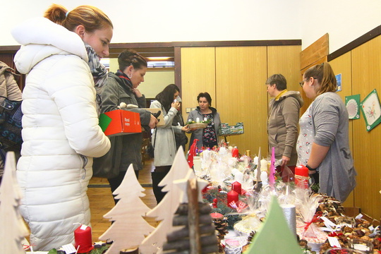 Malé ohlédnutí za jarmarkem a adventním zpíváním 1