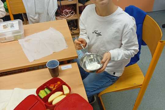 Objevujeme nové chutě s 1.B! Objevujeme nové chutě s 1.B! 1