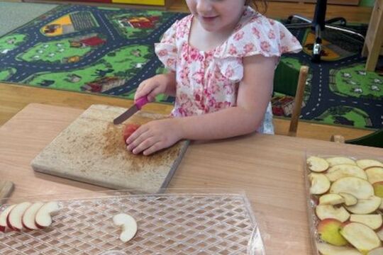 Výroba křížal - Sovičky 1