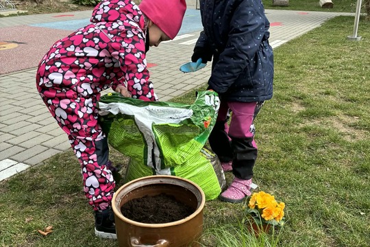 Jaro si tvoříme sami Jaro si tvoříme sami 1