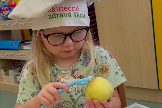 APPLE DAY 1