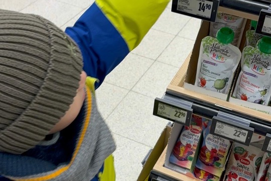 Děti si svačinu kupují 1