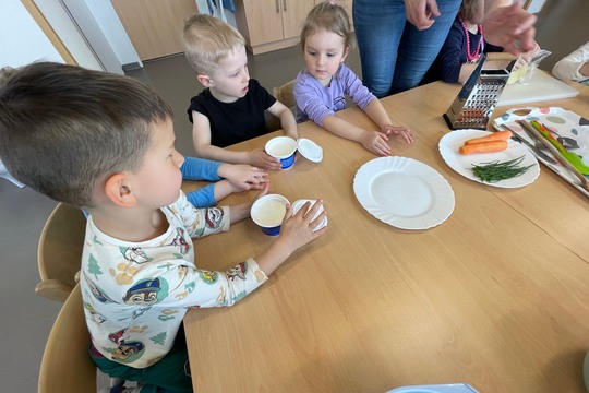 Pomazánky z rukou dětí 1