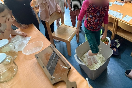 S dětmi šlapeme zelí! S dětmi šlapeme zelí! 1