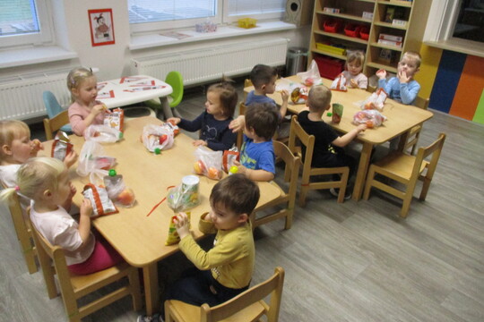 Mikuláš ve školce 1