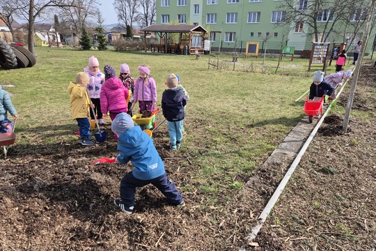 Malí zahradníci v akci 1