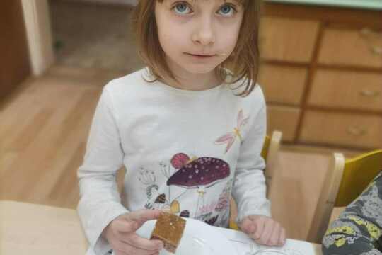 Děti pekly litý perník  1