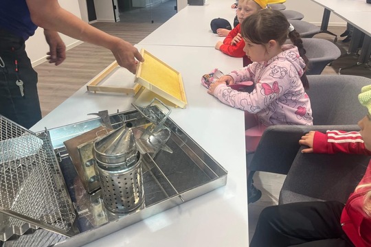 Kde se bere med? Kde se bere med? 1