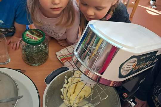 Cesta másla Cesta másla 1