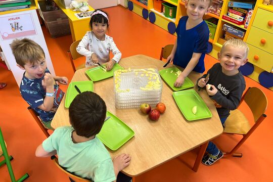 V hlavní roli jablíčka 1