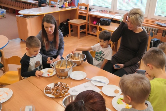 Pečení a vaření s rodiči 1