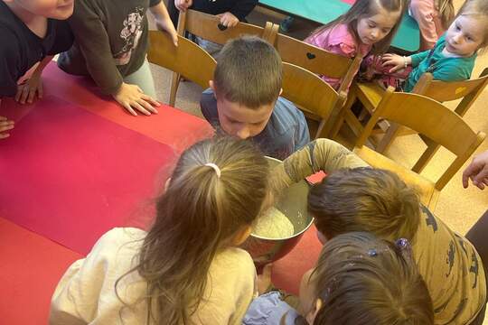 Velikonoční pečení sušenek 1