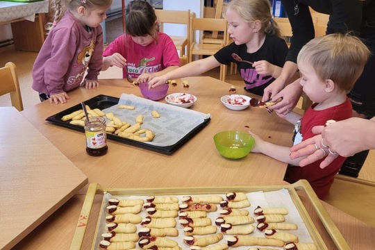 Strašidelné pečení Strašidelné pečení 1