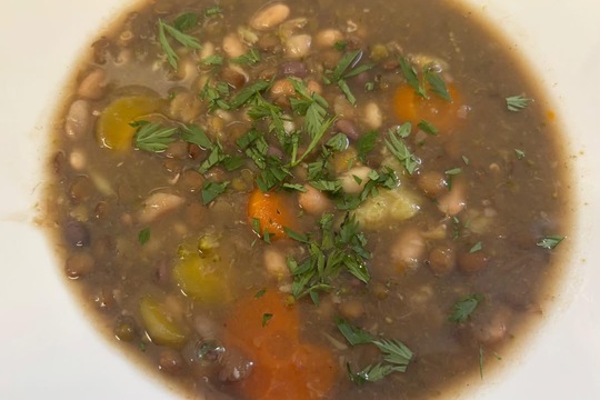 Polévka jako součást oběda Polévka jako součást oběda 1