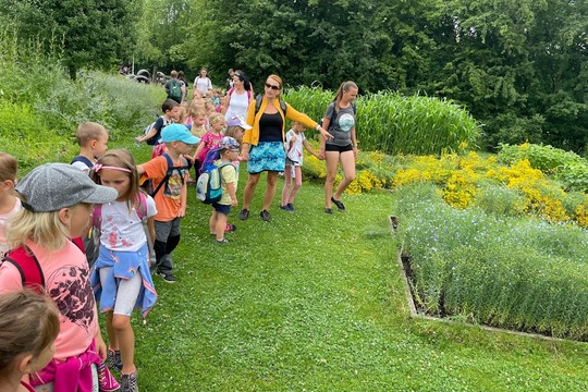 Řemeslná vesnička a bylinné zahrady Botanicus 1