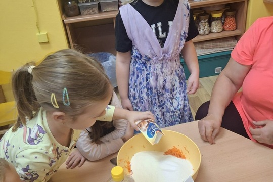 MŠ Soběchleby - Mrkvové muffiny 1