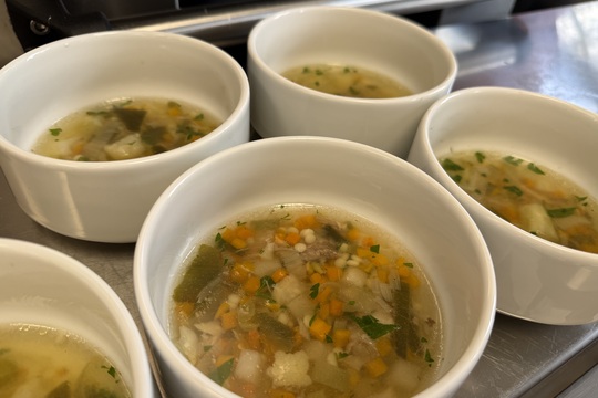 Velikonoční oběd, který chutnal 1