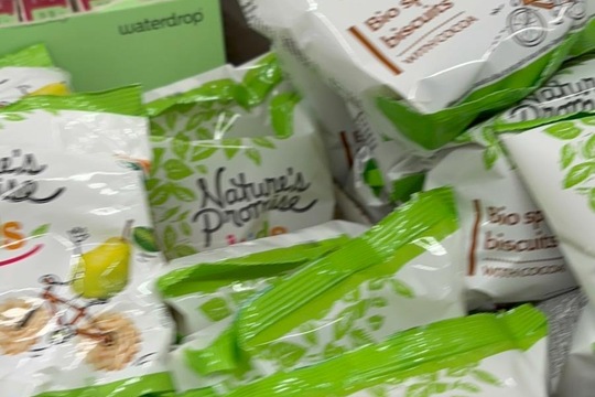 Děti si svačinu kupují 1