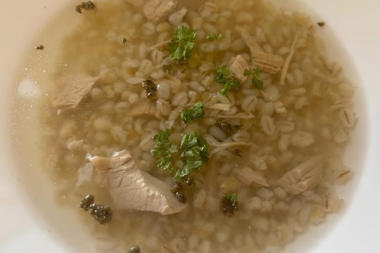 Polévka jako součást oběda Polévka jako součást oběda 1