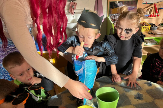 Péče o bylinky z hydroponické zahrádky Péče o bylinky z hydroponické zahrádky 1