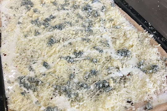 Voňavý den ve školce - pizza ze špaldové mouky Voňavý den ve školce - pizza ze špaldové mouky 1