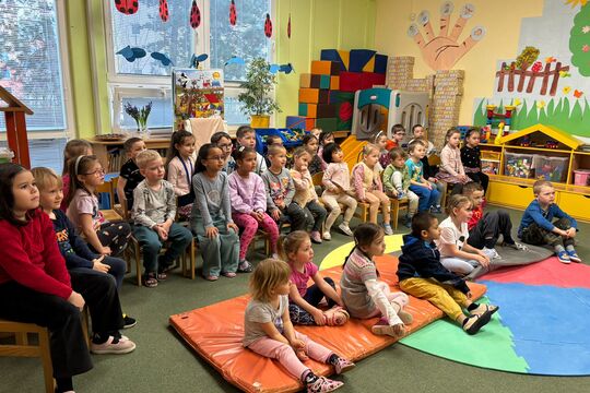 Divadlo CEPÍK "Vše co žije, vodu pije" 1