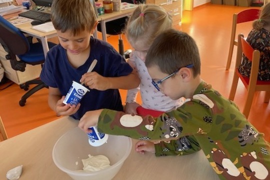 Jednoduchá zdravá svačinka - Overnight oats u Ježečků Jednoduchá zdravá svačinka - Overnight oats u Ježečků 1